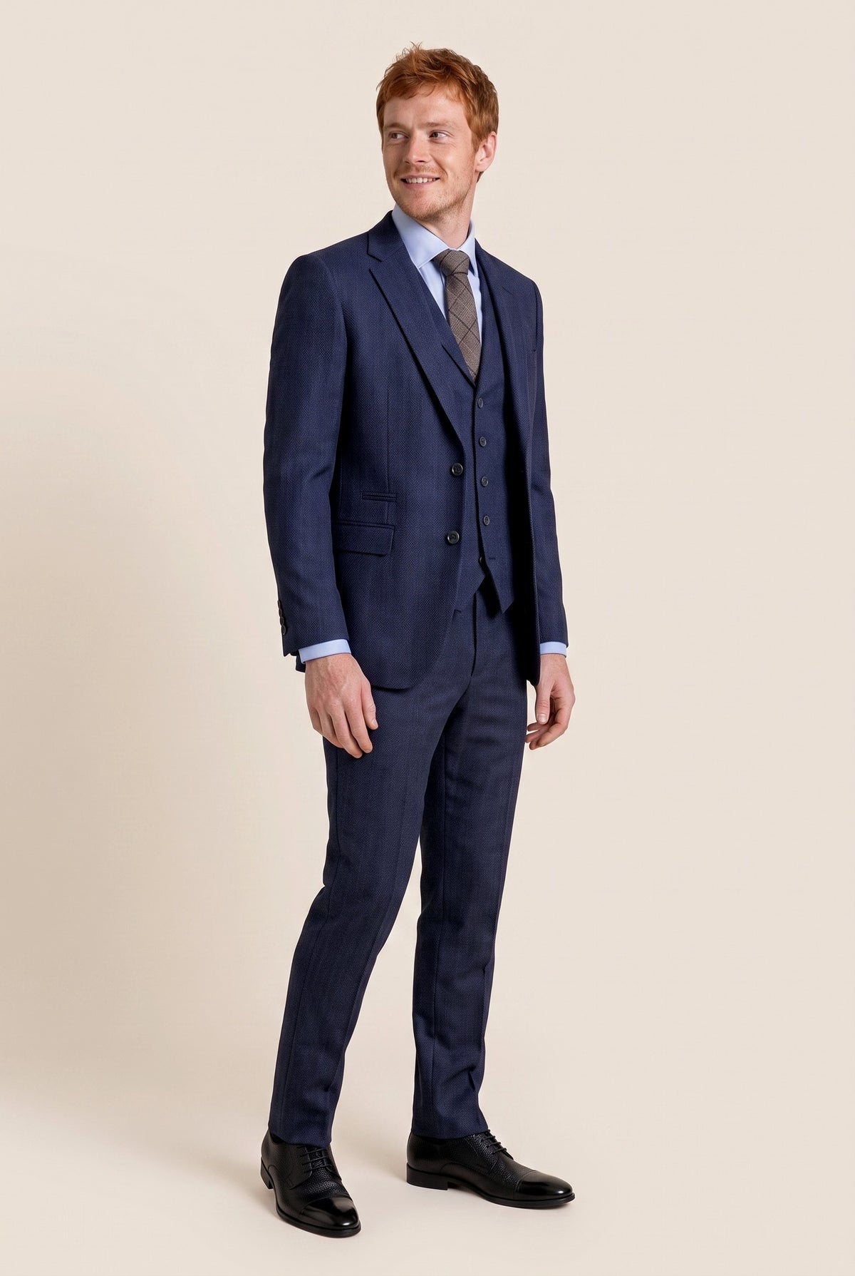 Look #987 styled with Férfi sötétkék halszálkás tweed háromrészes öltöny