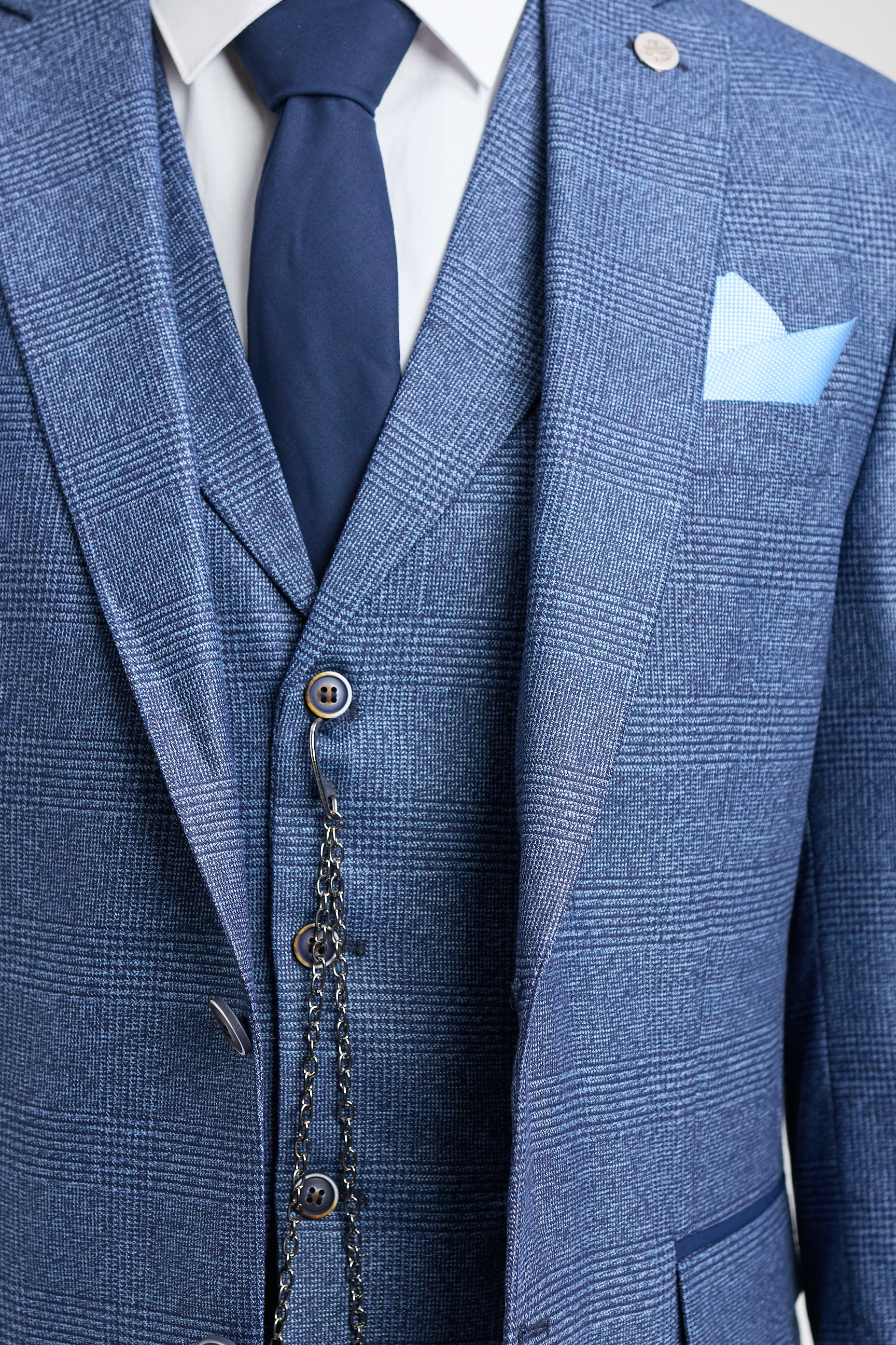 AK-09 Férfi 3 részes, szabott, kék színű, kockás öltöny, walesi herceg mintával