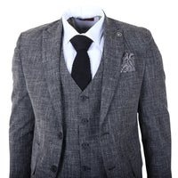 IM33 - Férfi fekete, háromrészes, szabott öltöny