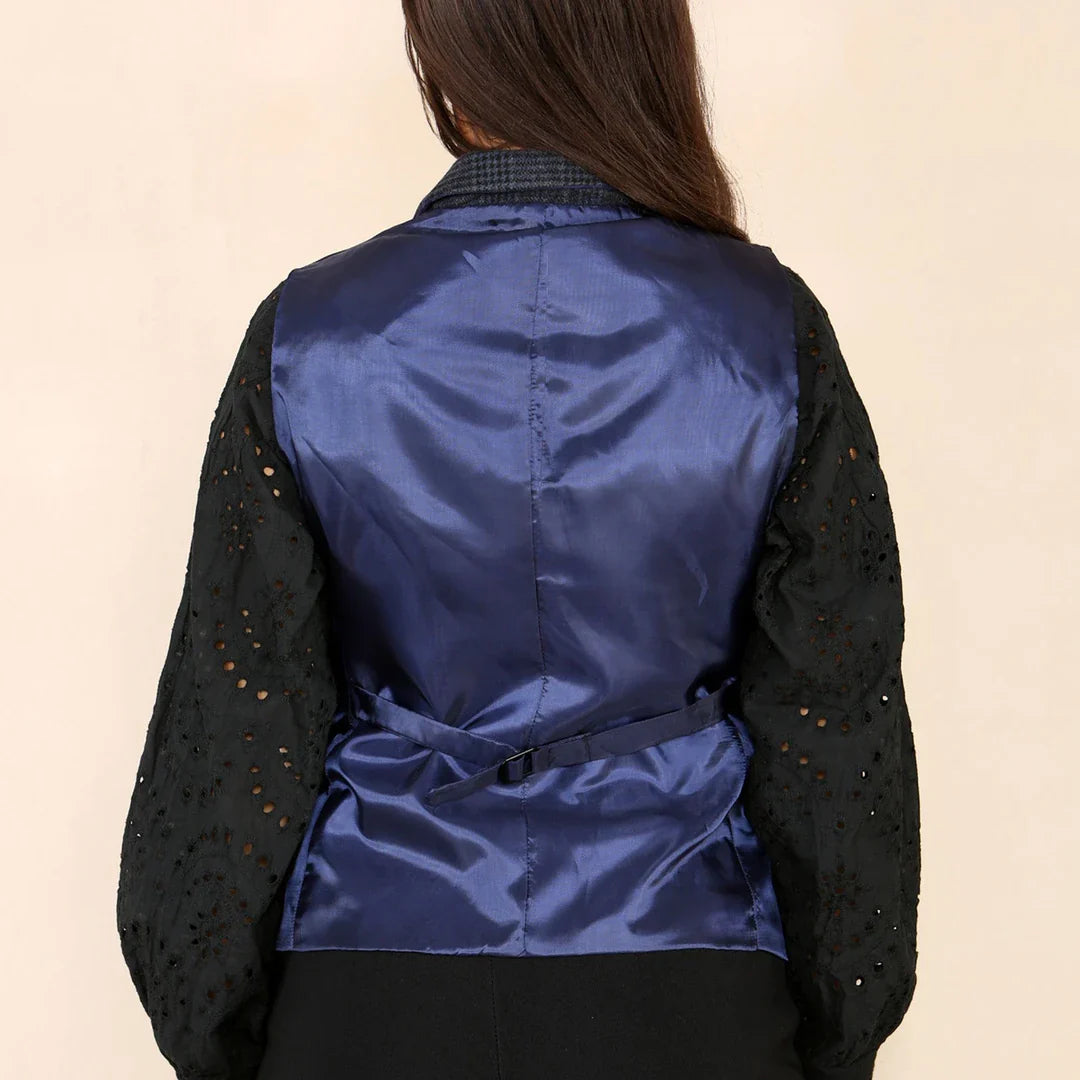 Női tweed kockás mellény kék kosztümben