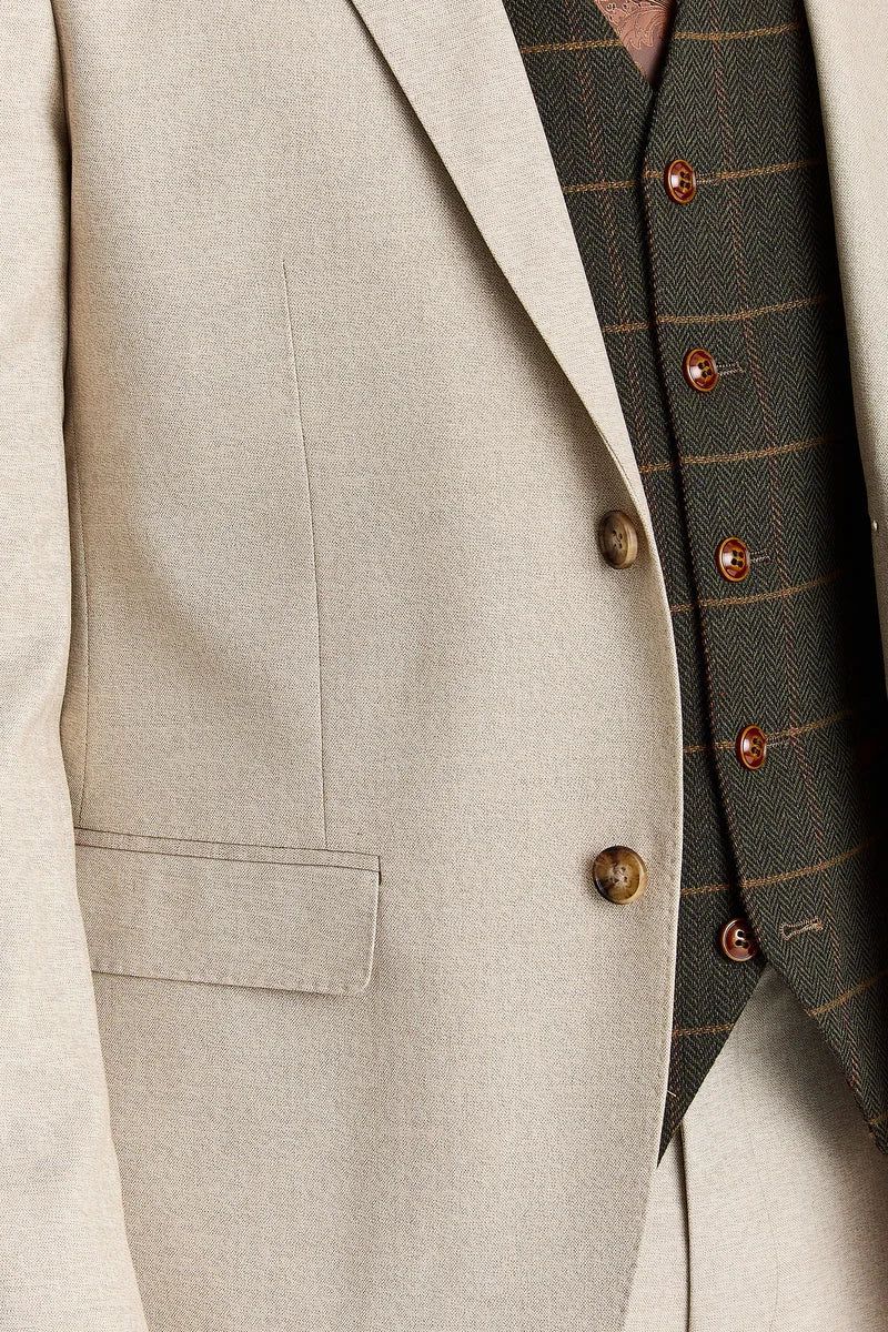 Belmont bézs öltöny Harris zöld tweed mellénnyel