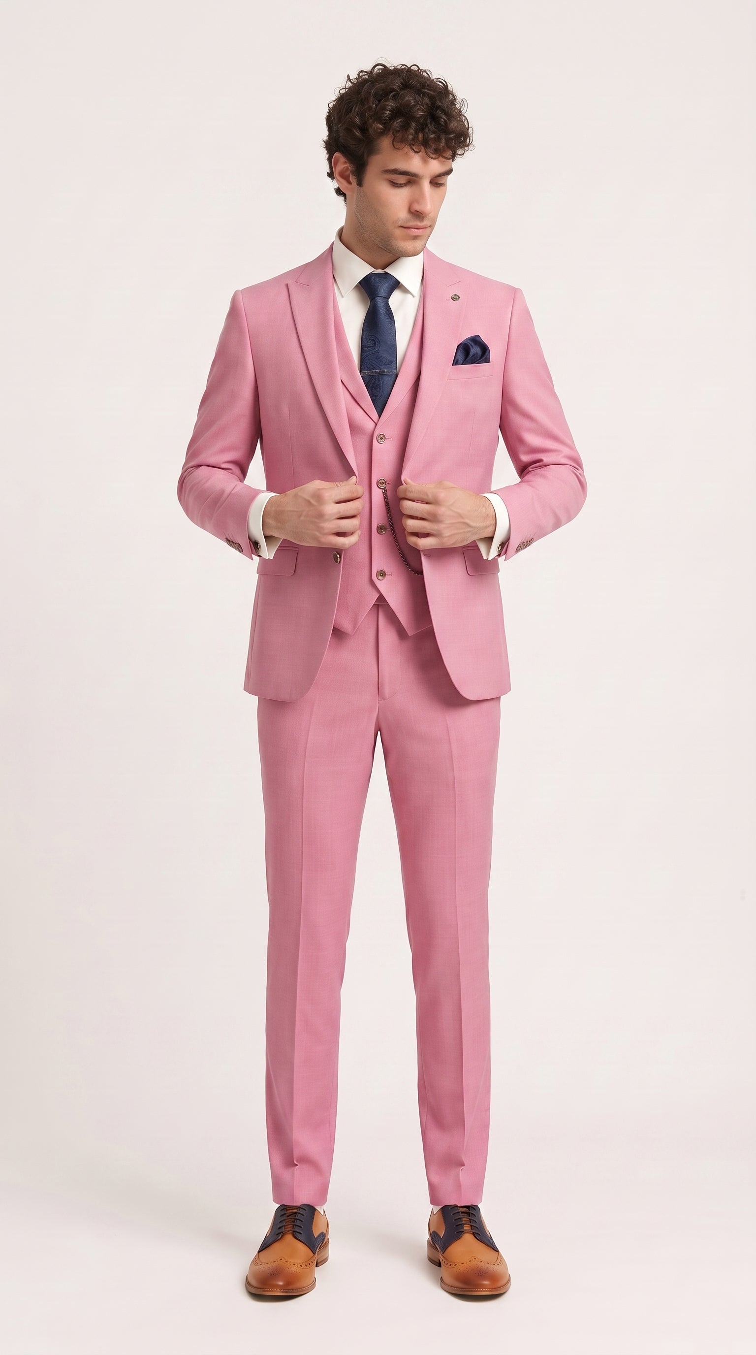 Look #149 styled with James férfi háromrészes rózsaszín szabású öltöny