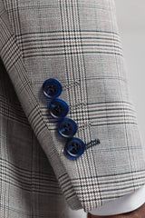 Hugo Férfi Világosszürke férfi öltöny sötétkék kockás és bársony szegélyekkel