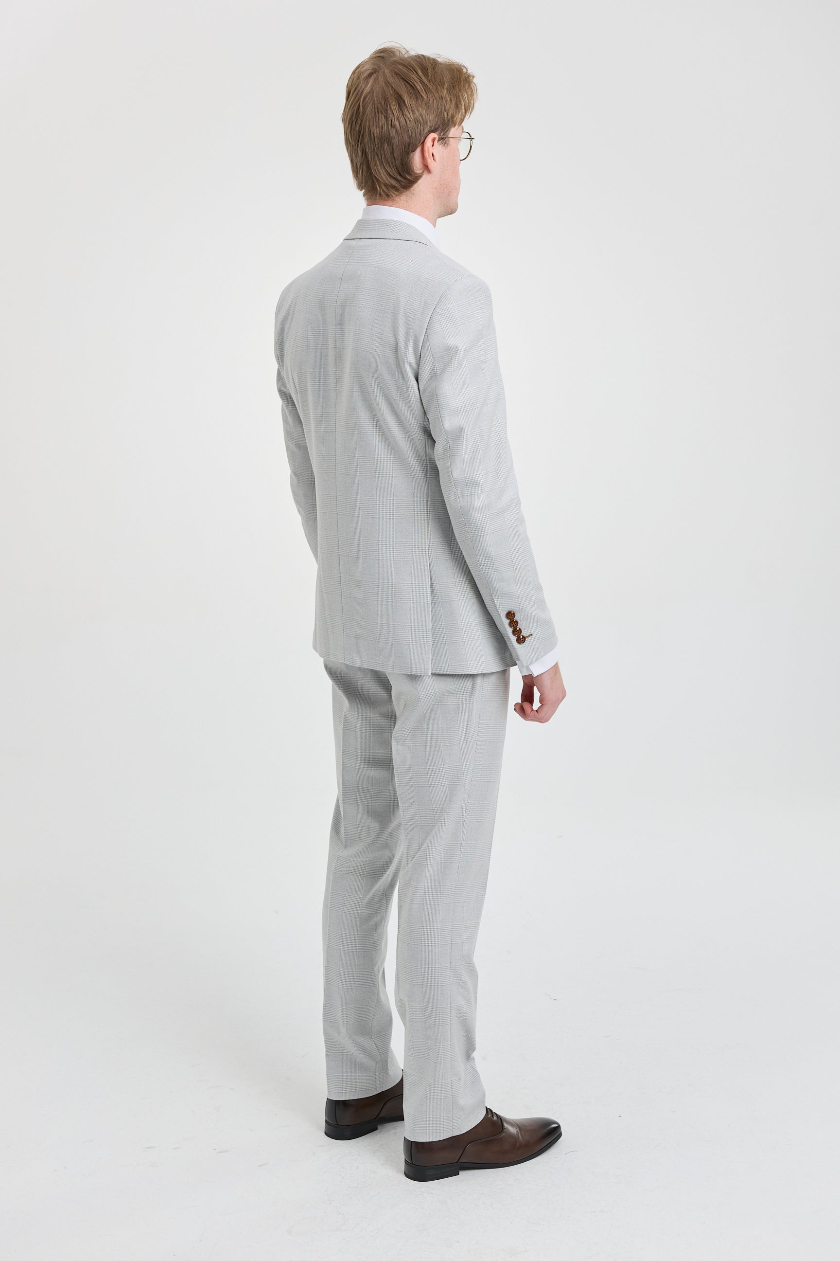 Mark Férfi Szürke Kőmintás, Háromrészes, Kockás Tweed Öltöny Barna Díszítéssel Esküvőkre és Bálokra